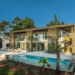 Pical House, Valamar Collection וילה *